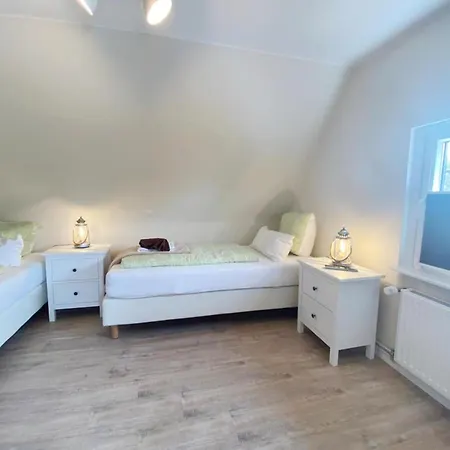 Am Oland 11 Am Oland 11, Vorne